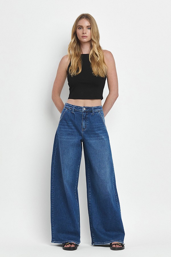 SUPER HIGH RISE PLEATED WIDE JEANS ...